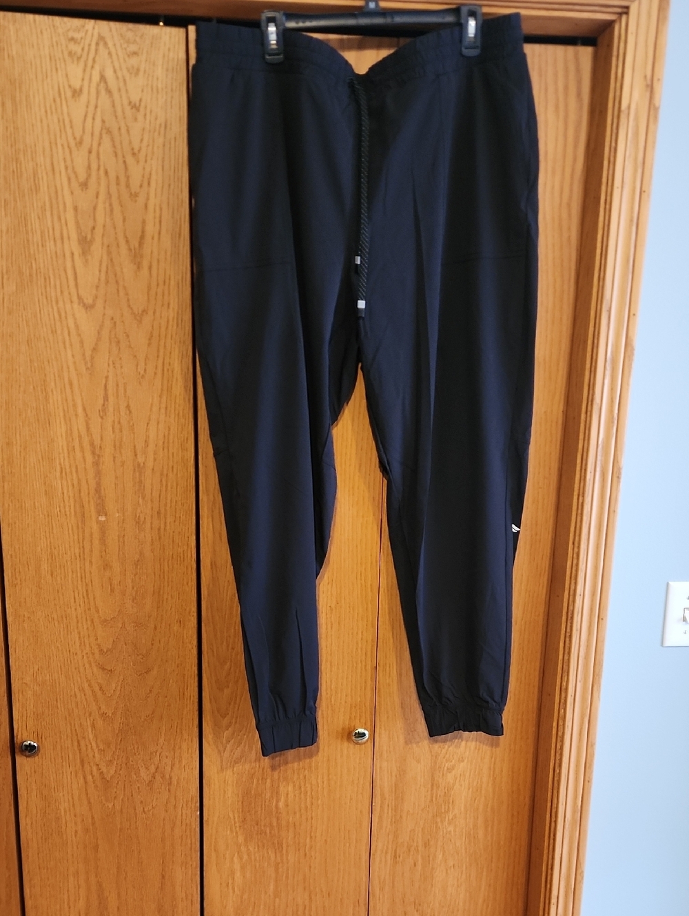 Fabletics Women's Black Athletic Jogger Pants - Lightweight Performance Size Xxl